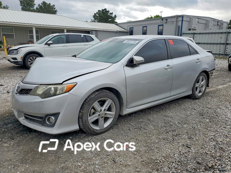 Toyota Camry 2012 - Image 1 of 13