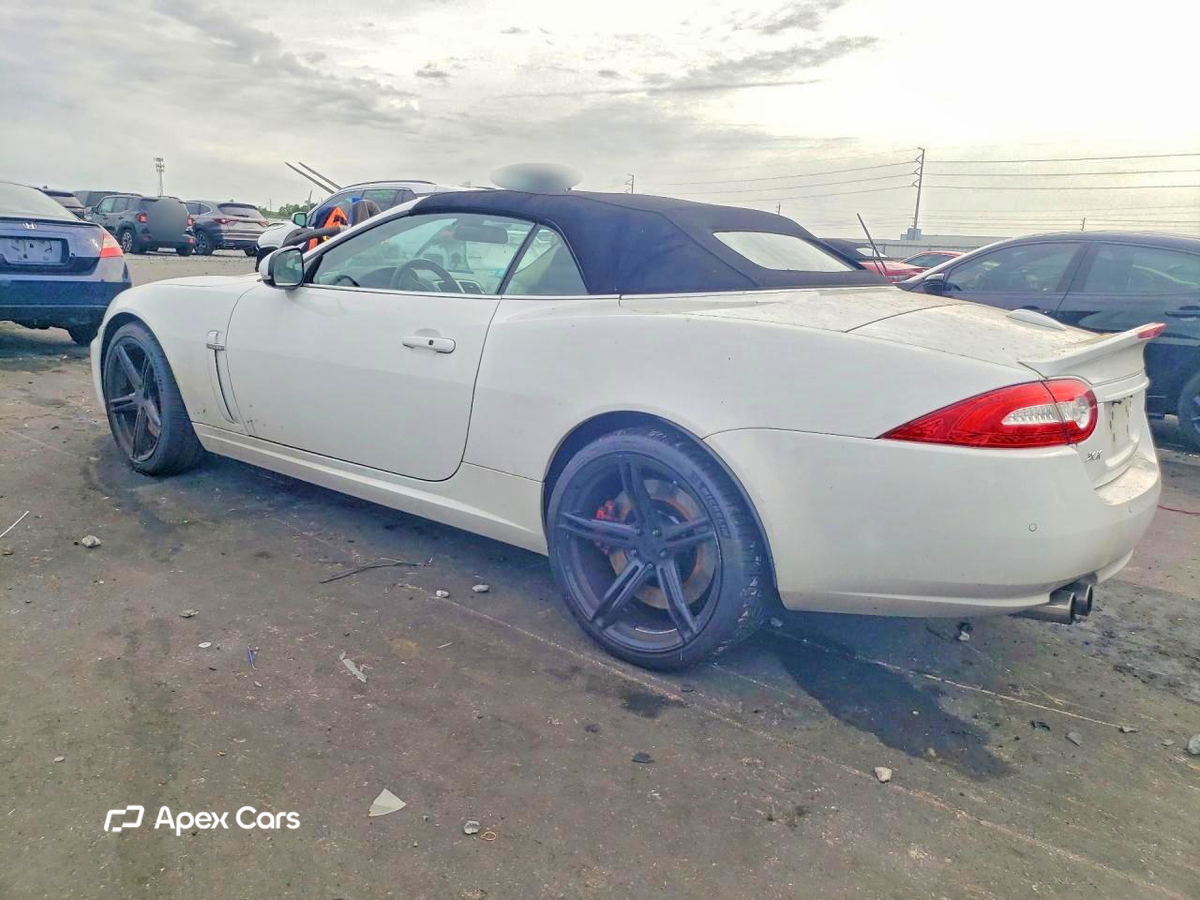 Jaguar XKR 2011