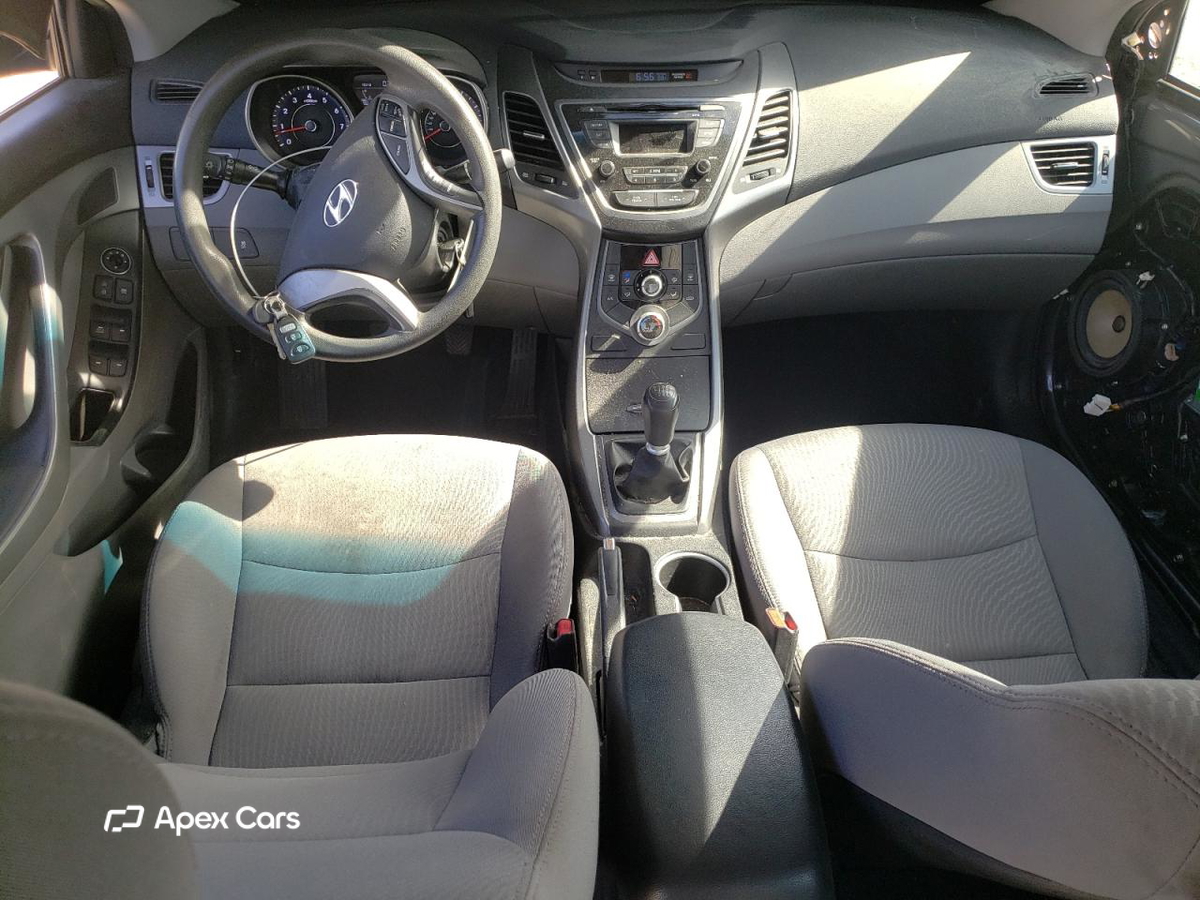 Hyundai Elantra 2014