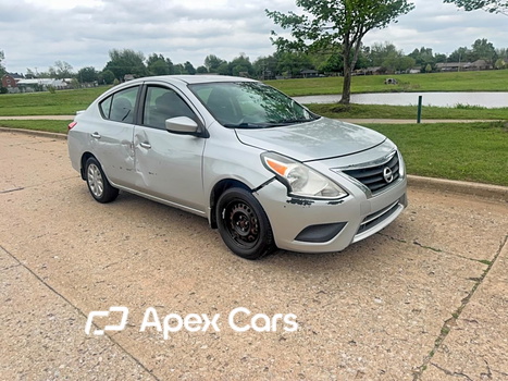 Nissan Versa 2017 - Image 1 of 11
