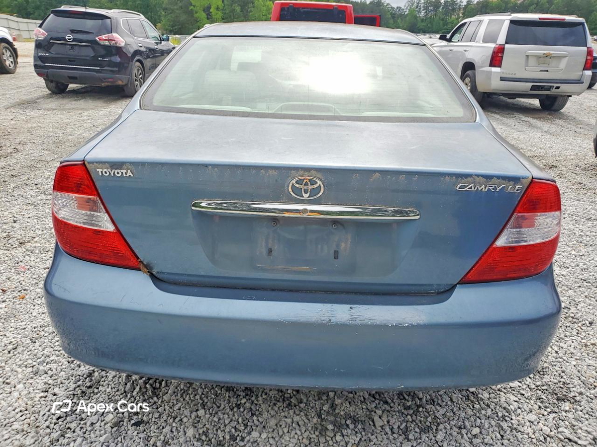 Toyota Camry 2004