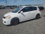 Nissan Versa 2011
