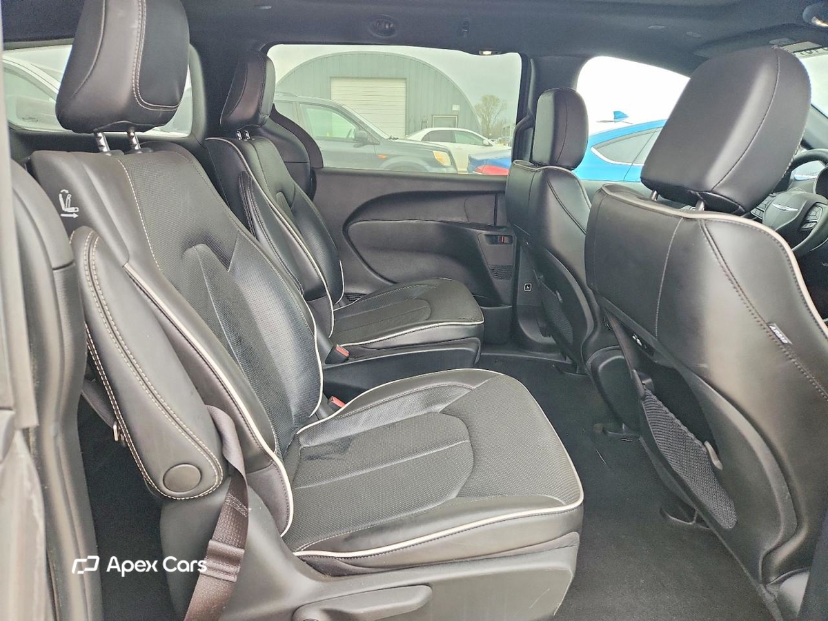 Chrysler Pacifica 2022