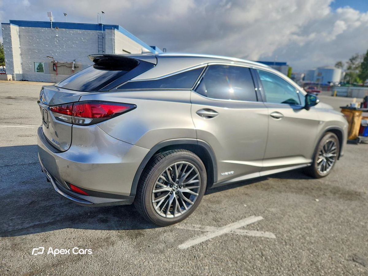 Lexus RX 2022