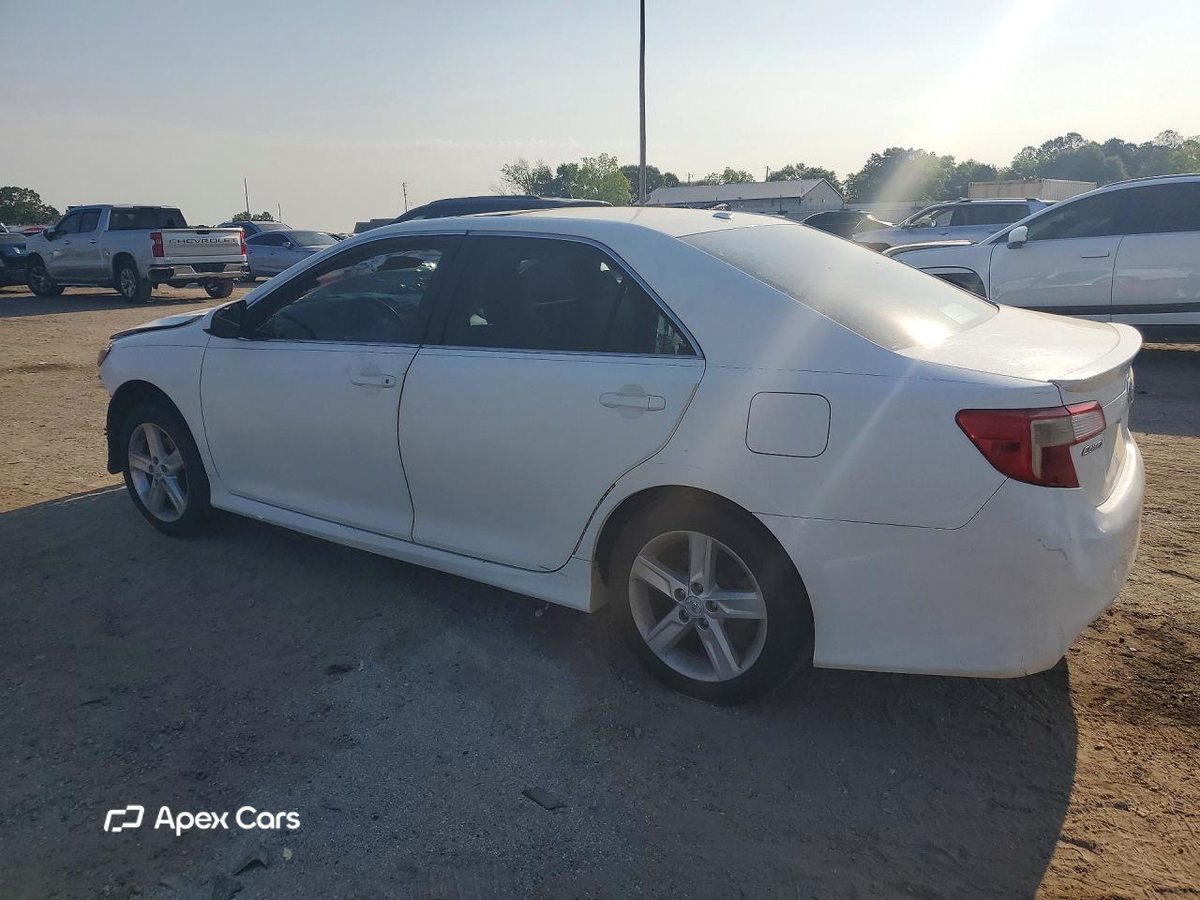 Toyota Camry 2012