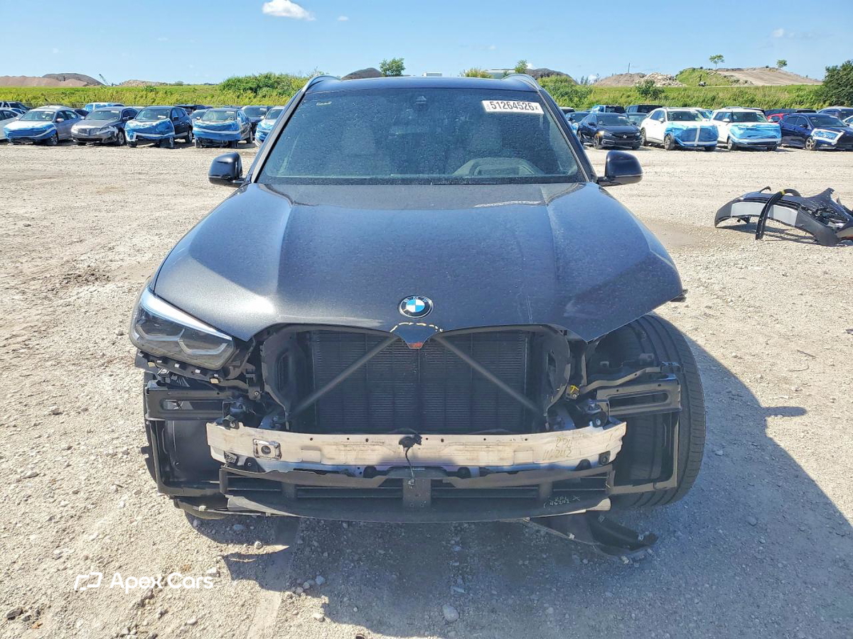BMW X5 2021