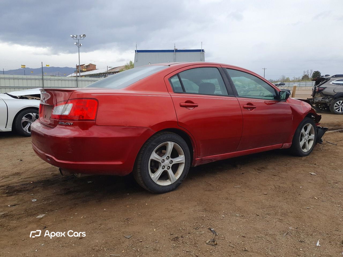 Mitsubishi Galant 2009