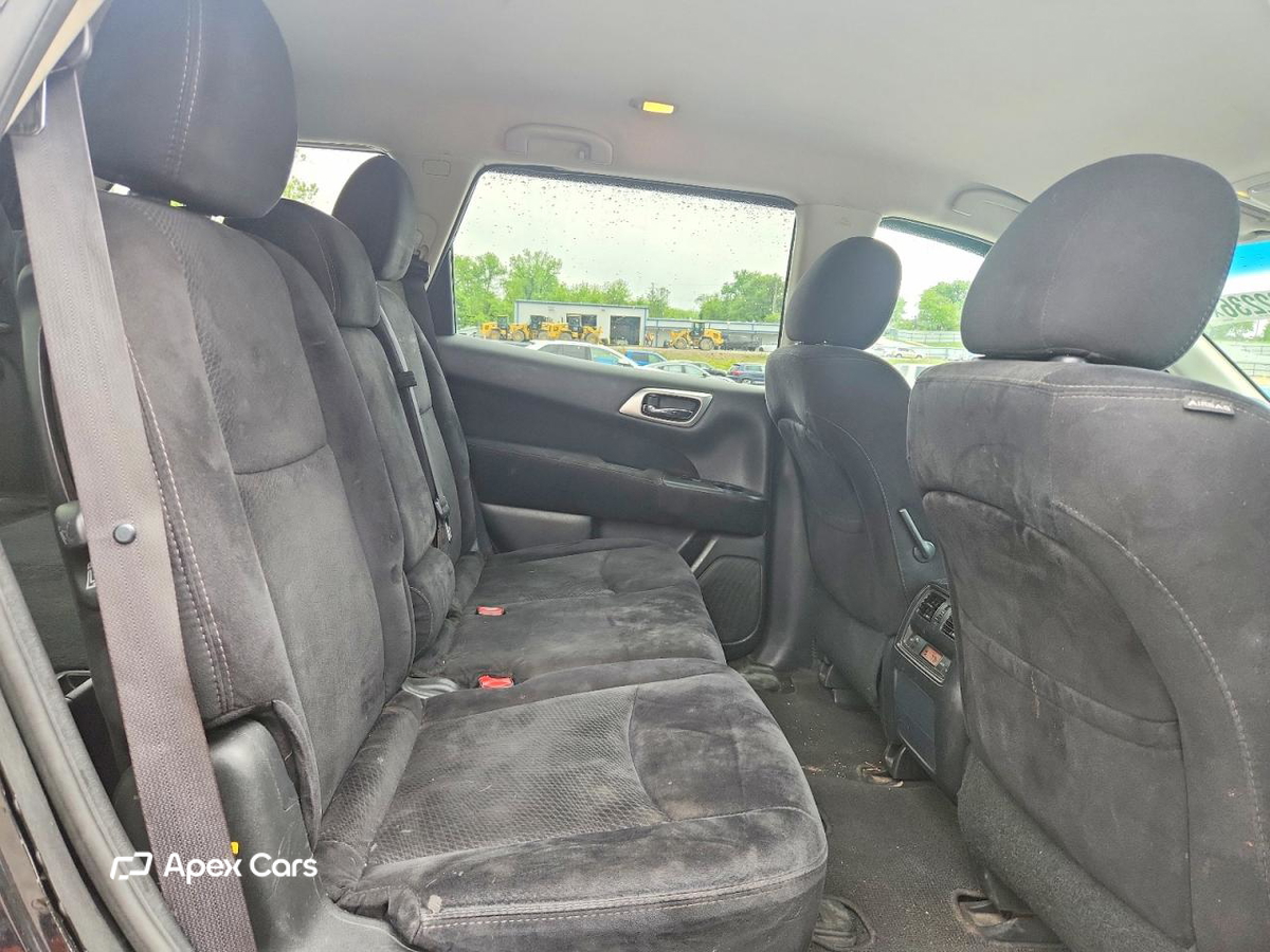 Nissan Pathfinder 2016