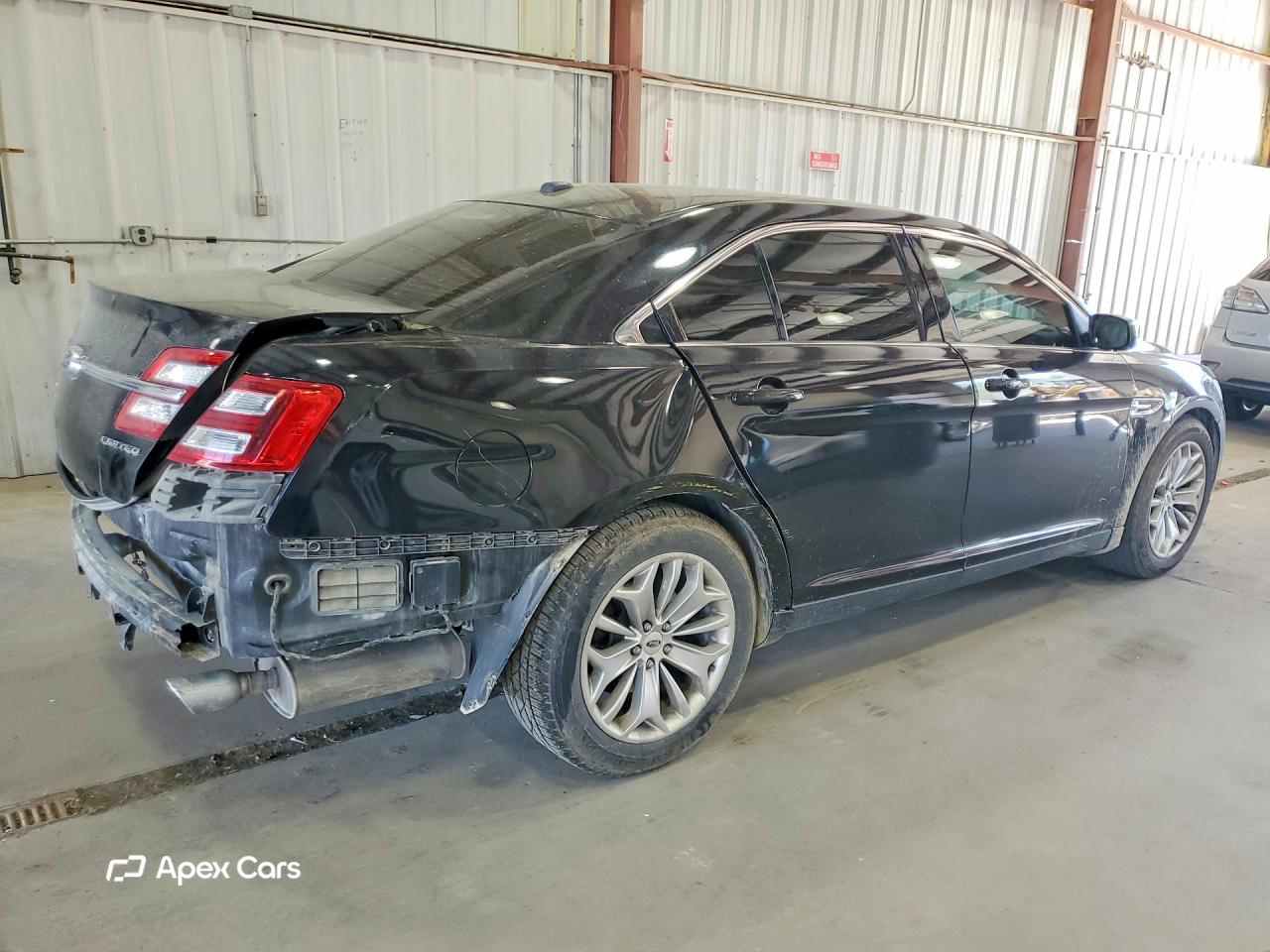 Ford Taurus 2019