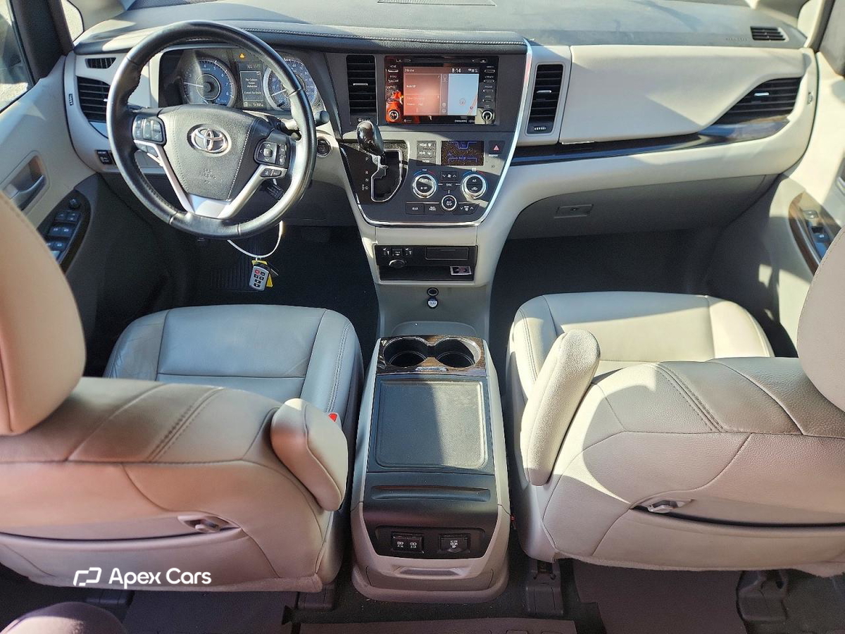 Toyota Sienna 2018