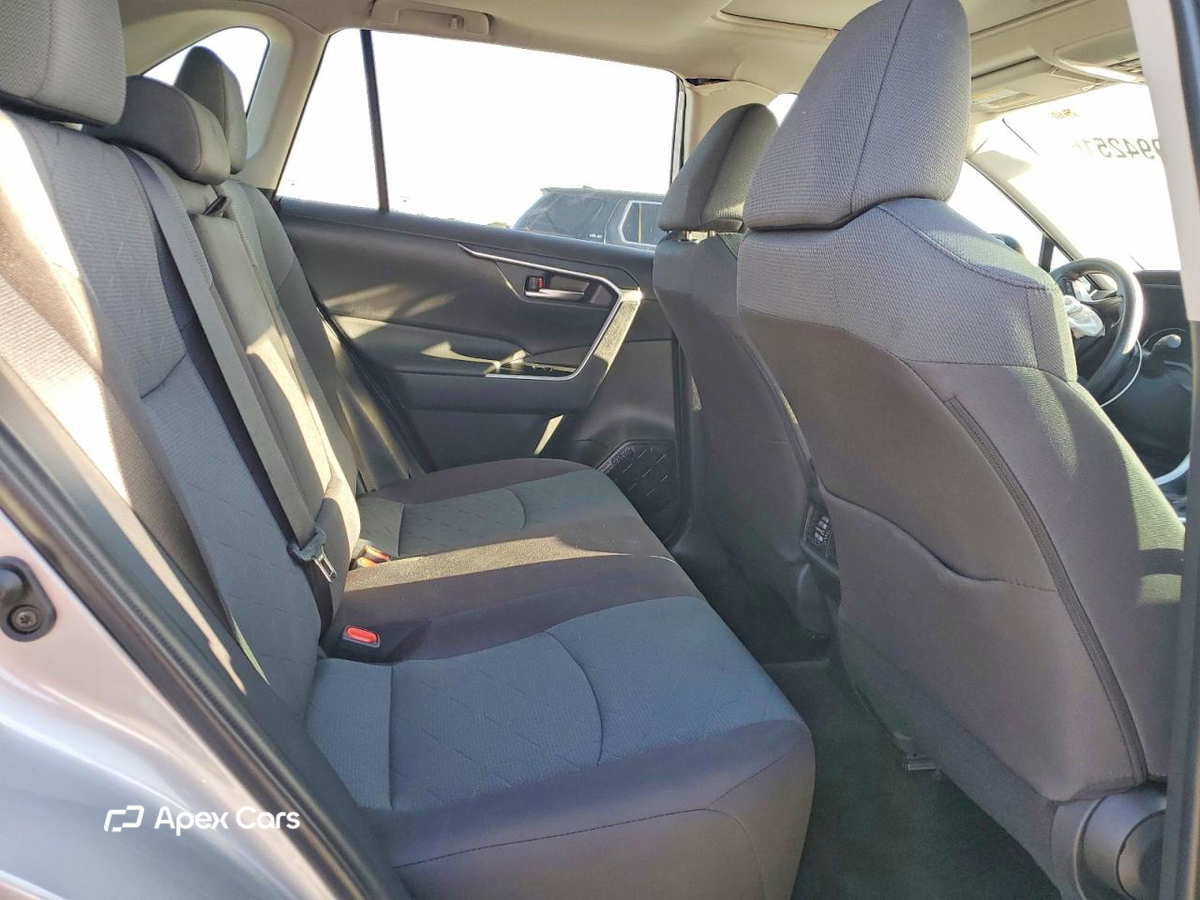 Toyota RAV 4 2025