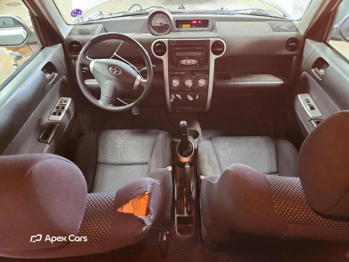 Toyota  2006