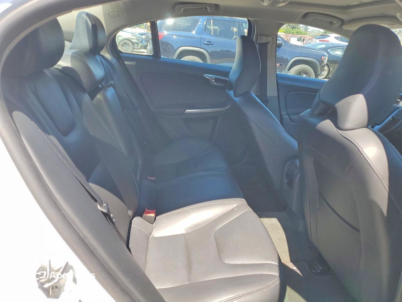 Volvo S60 2015