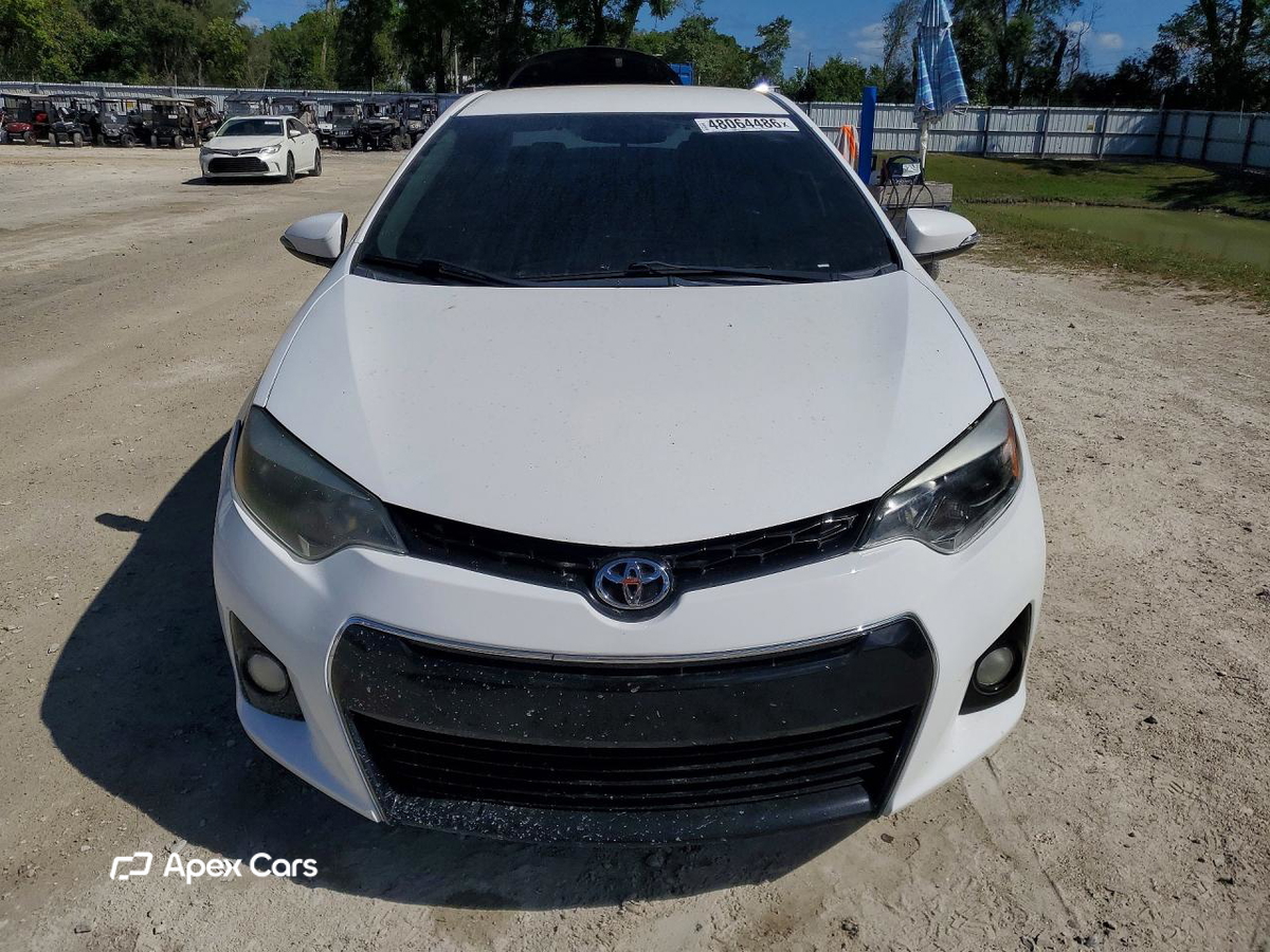 Toyota Corolla 2015