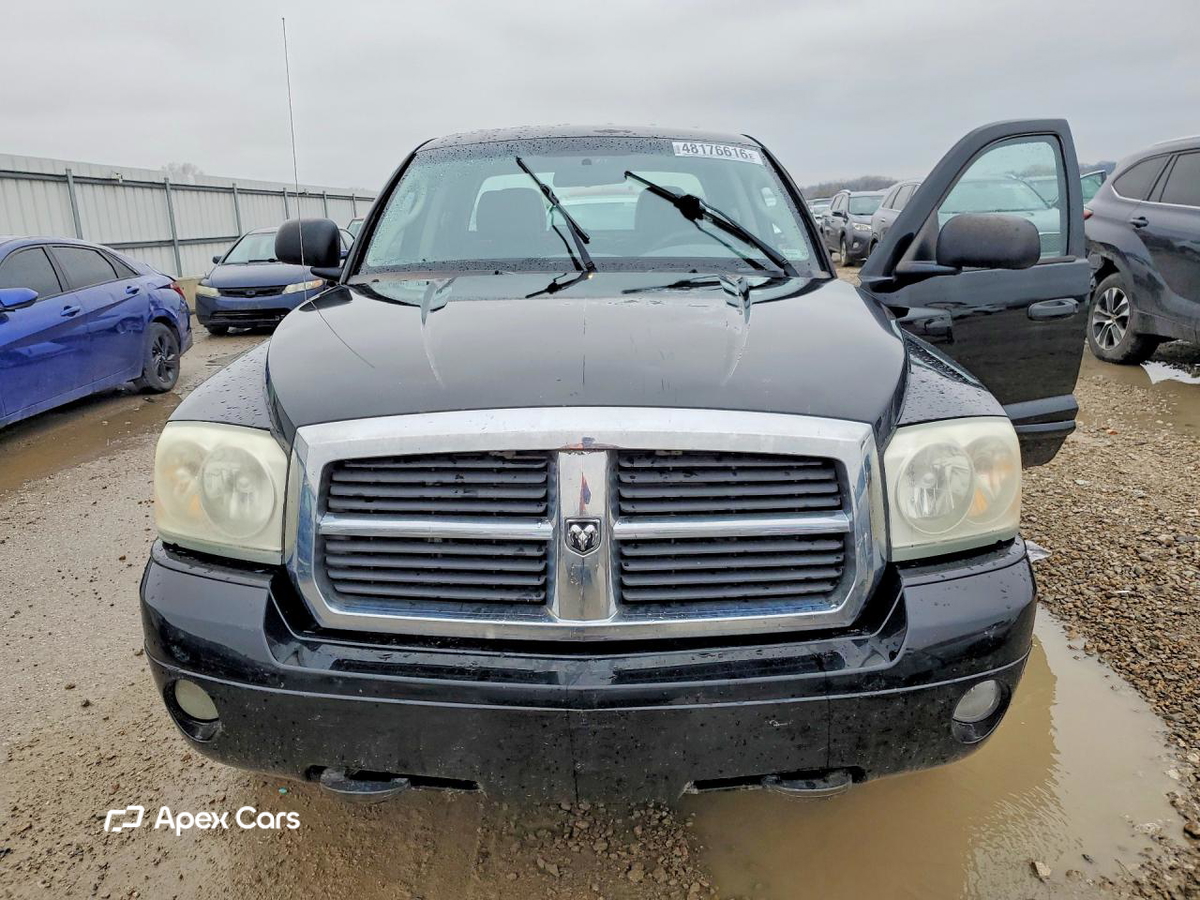 Dodge Dakota 2005