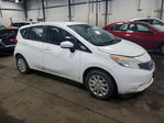 Nissan Versa 2015