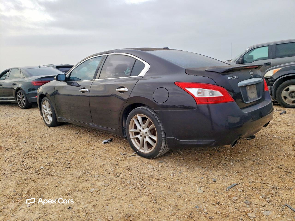 Nissan Maxima 2011