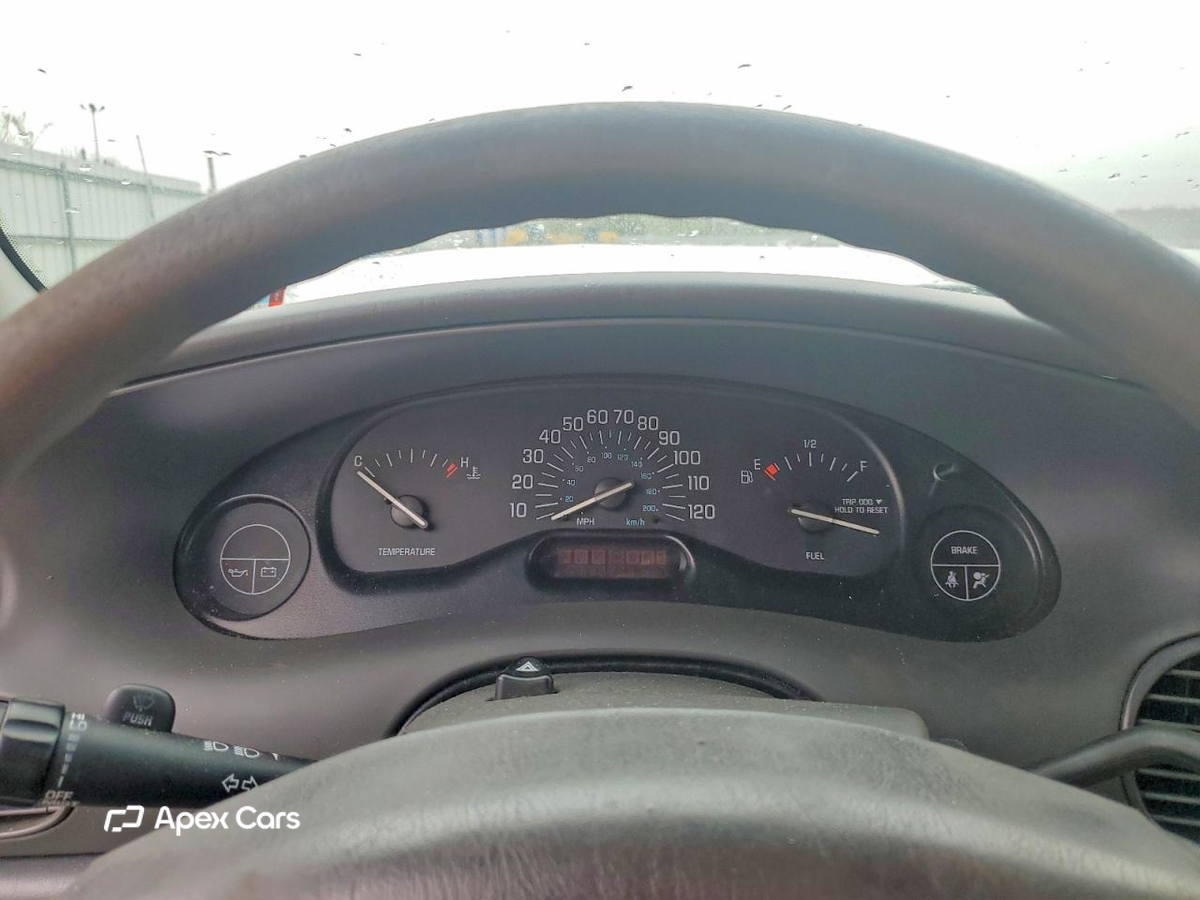 Buick Century 2005