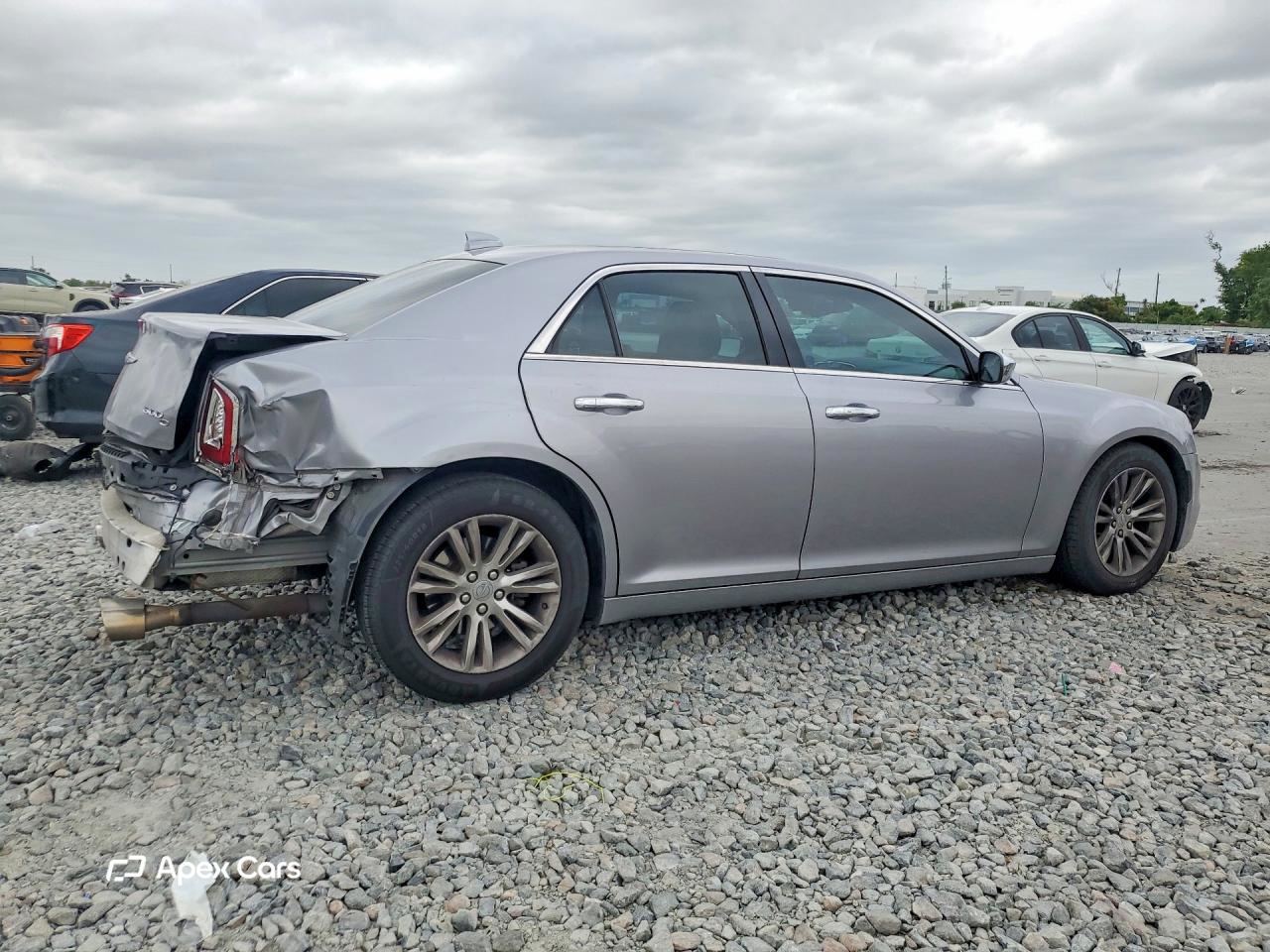 Chrysler 300 2016