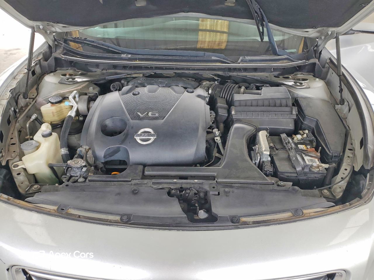 Nissan Maxima 2013