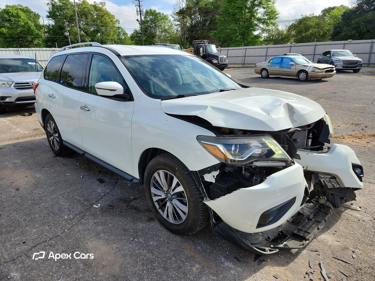 Nissan Pathfinder 2017