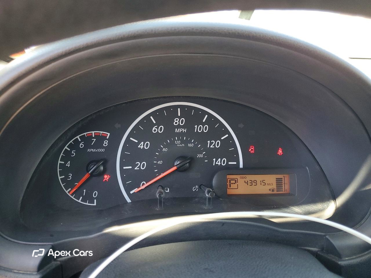 Nissan Versa 2015