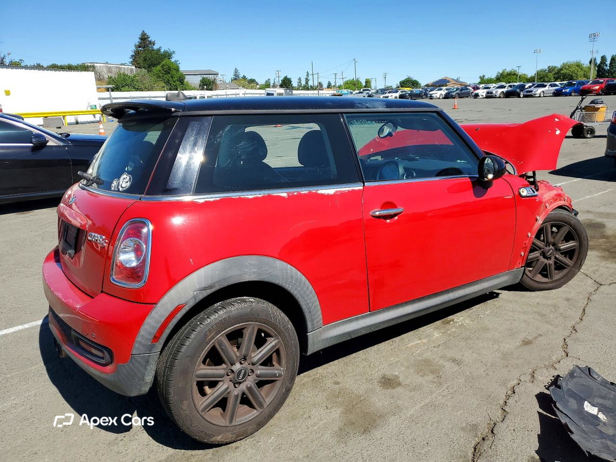 MINI Cooper 2013