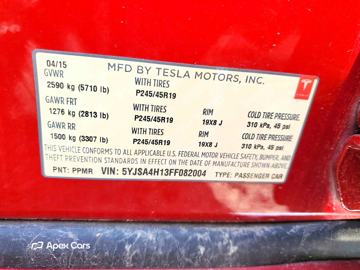 Tesla Model S 2015