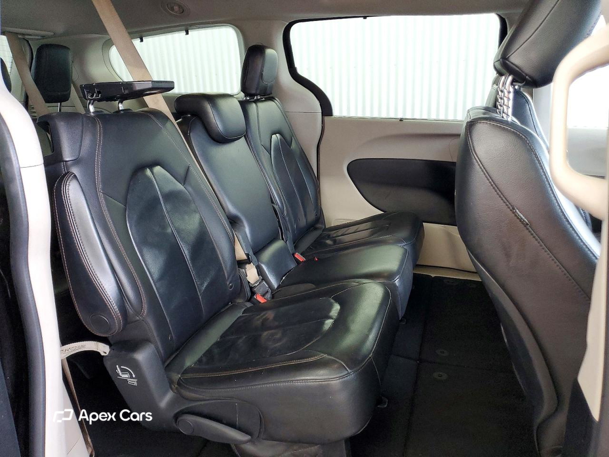 Chrysler Pacifica 2017
