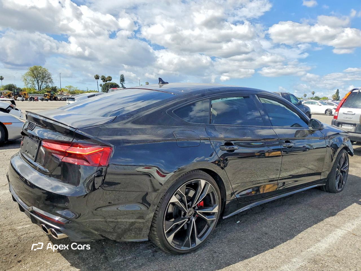 Audi RS5 2022
