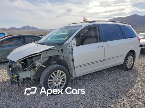 Toyota Sienna 2008 - Image 1 of 14