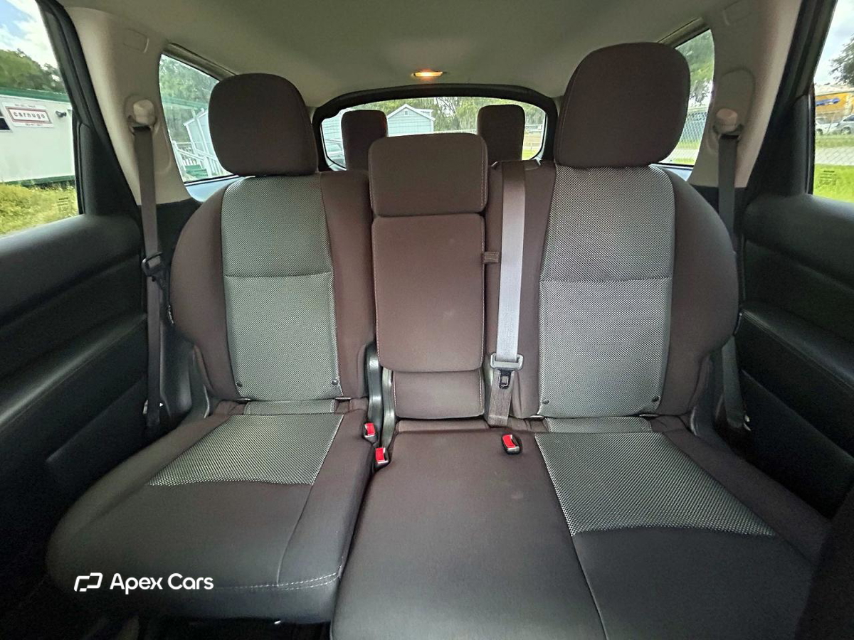 Nissan Pathfinder 2018