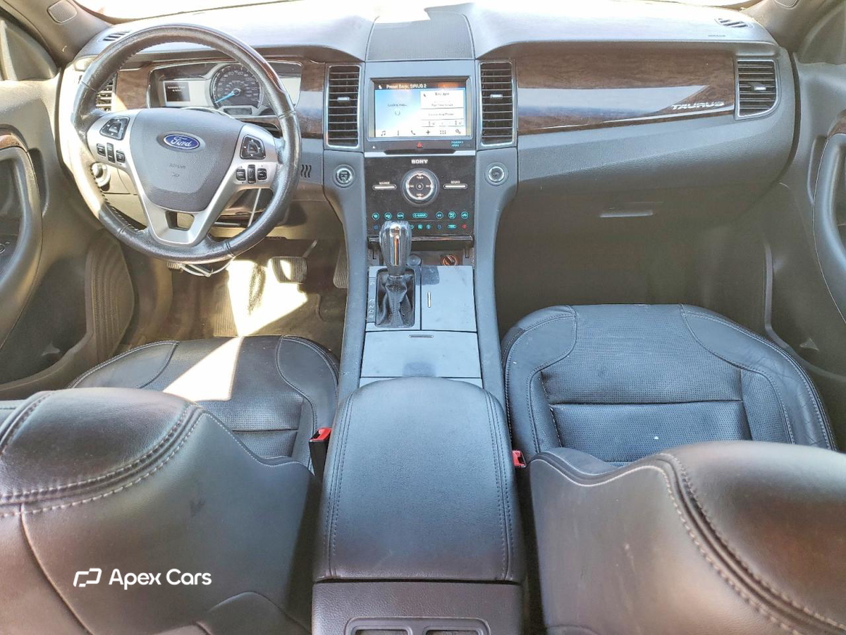 Ford Taurus 2017