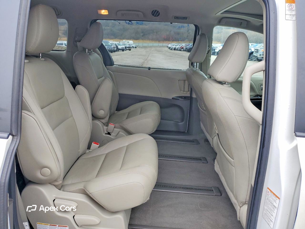 Toyota Sienna 2020