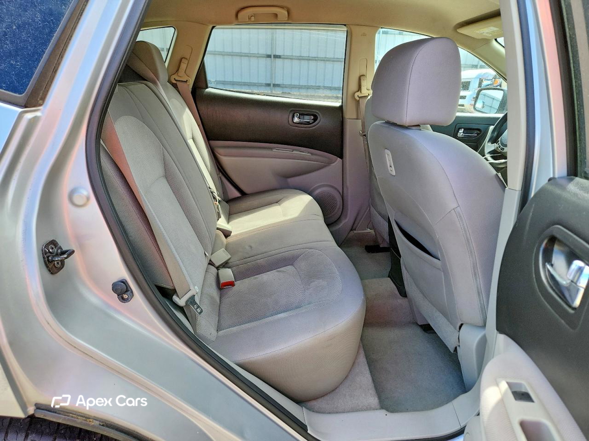 Nissan Rogue 2012
