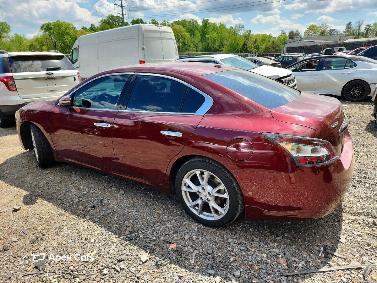 Nissan Maxima 2012