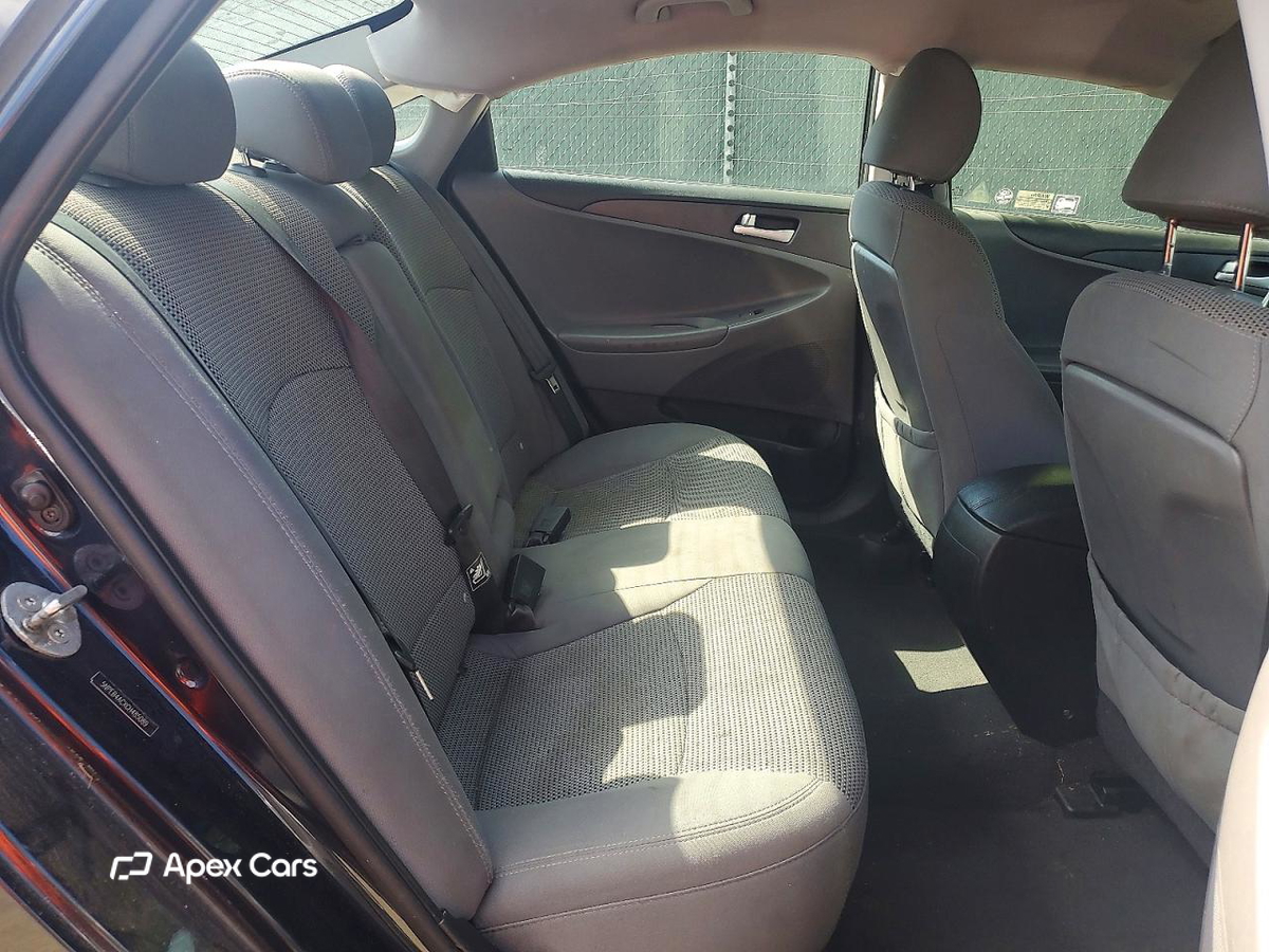 Hyundai Sonata 2012