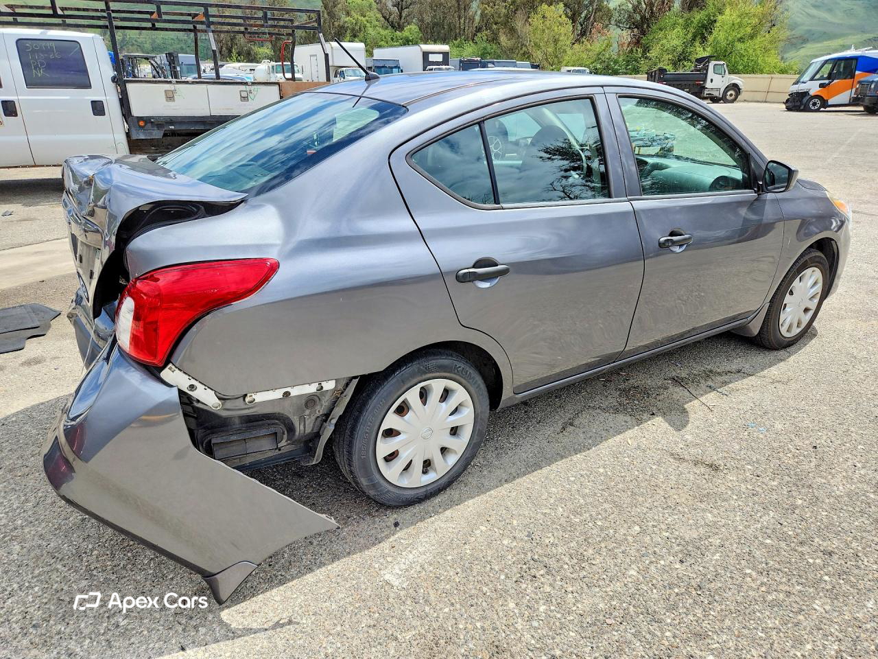 Nissan Versa 2016