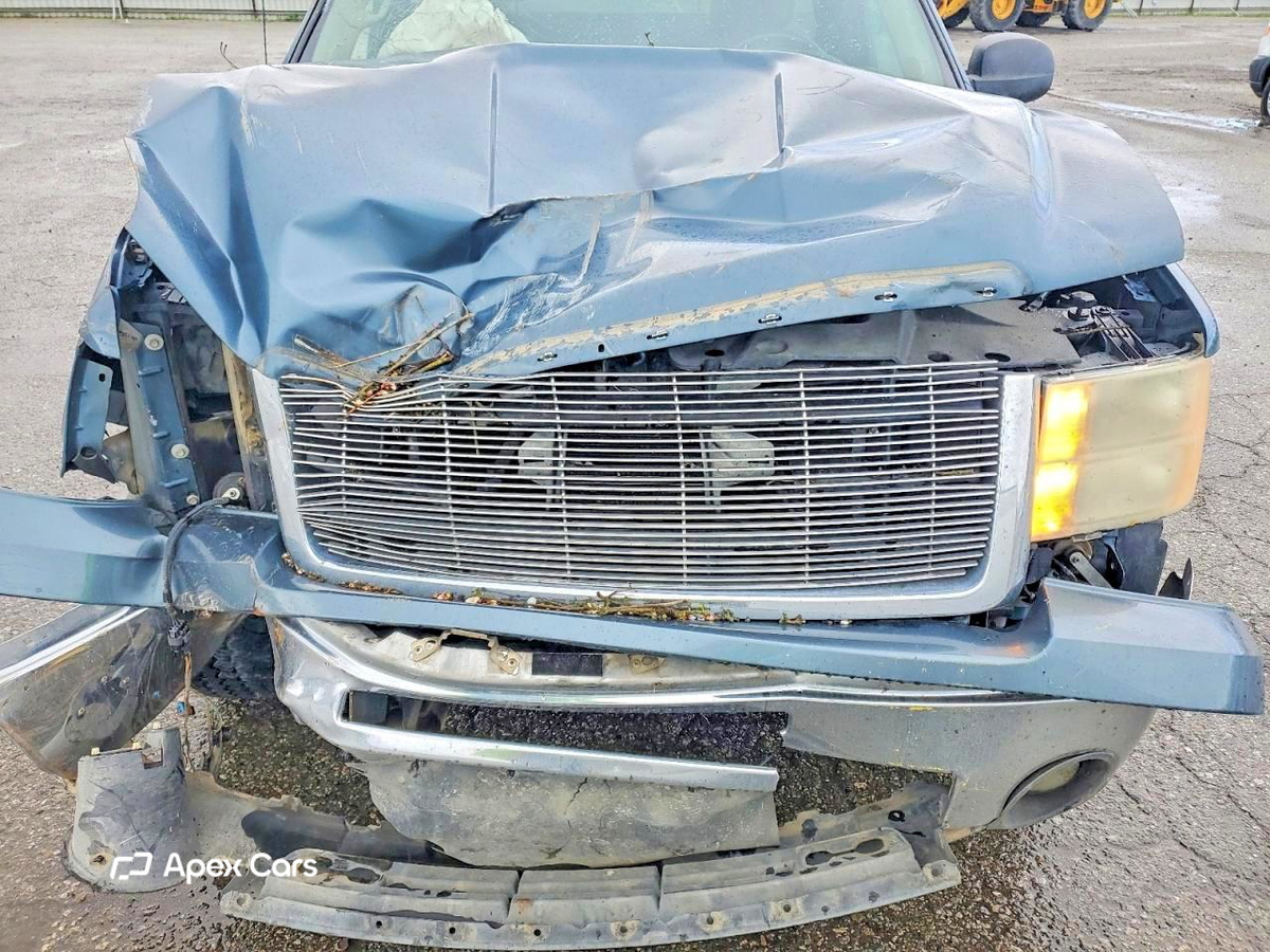 GMC Sierra 2011