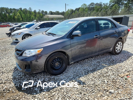 Toyota Corolla 2011 - Image 1 of 13