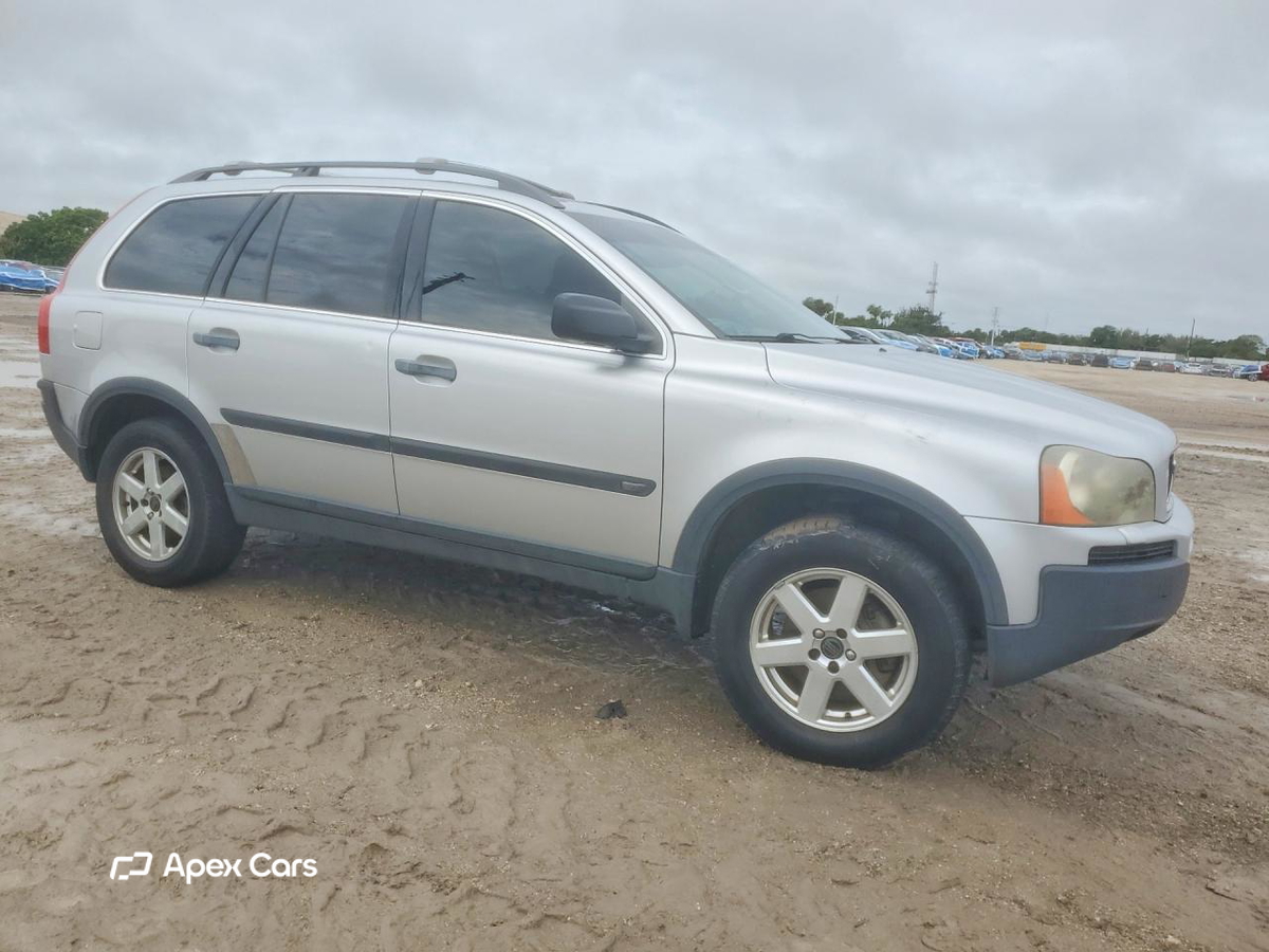 Volvo XC90 2004