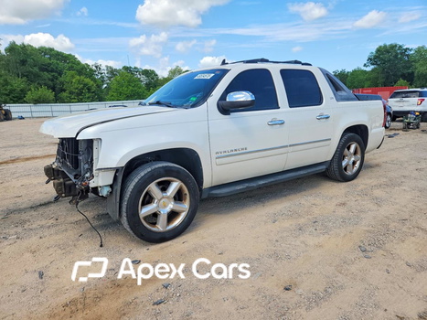 Chevrolet Avalanche 2011 - Image 1 of 12