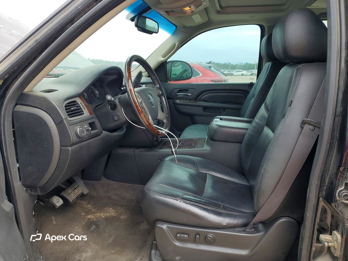 GMC Yukon 2011
