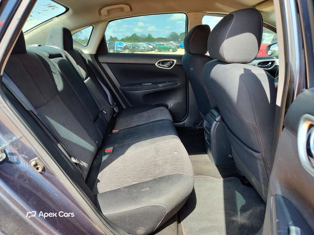 Nissan Sentra 2015