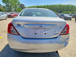 Nissan Versa 2012