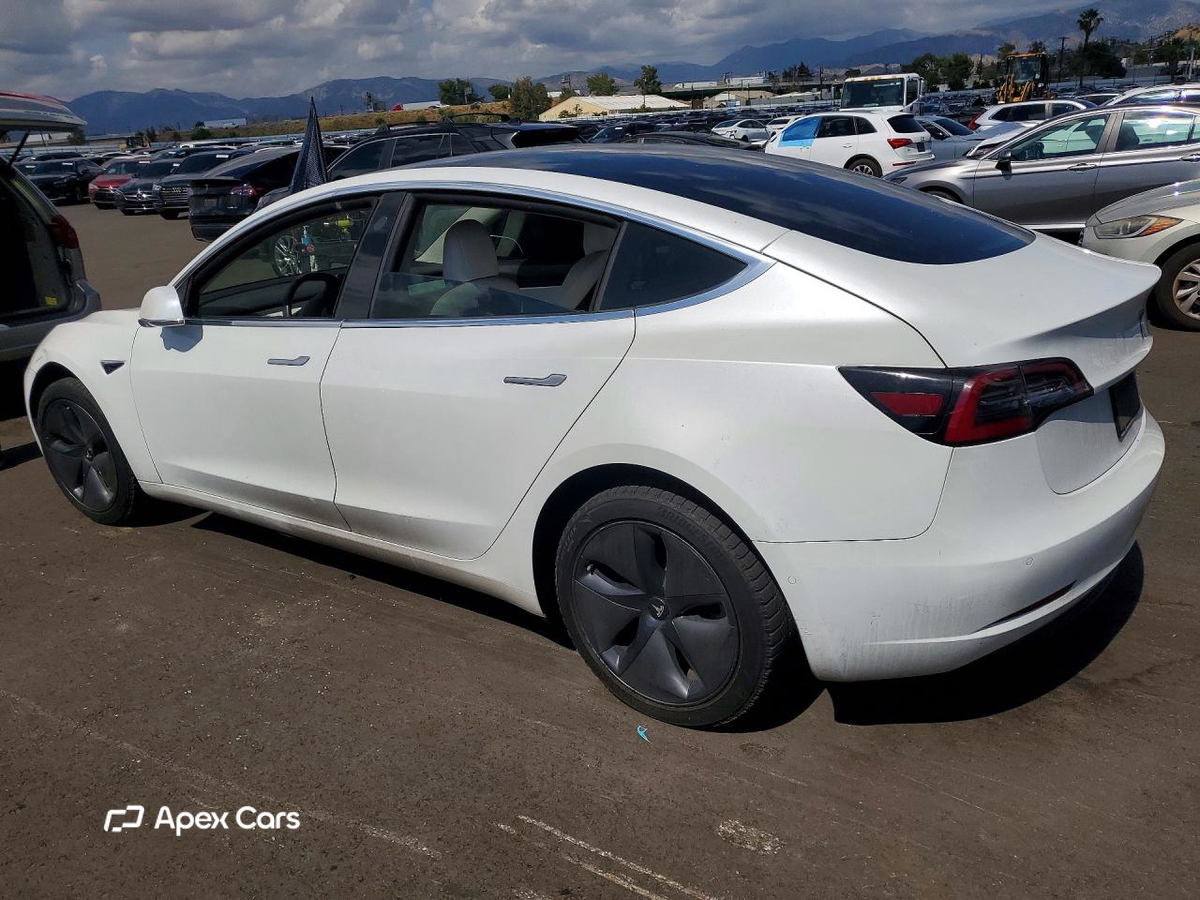 Tesla Model 3 2020
