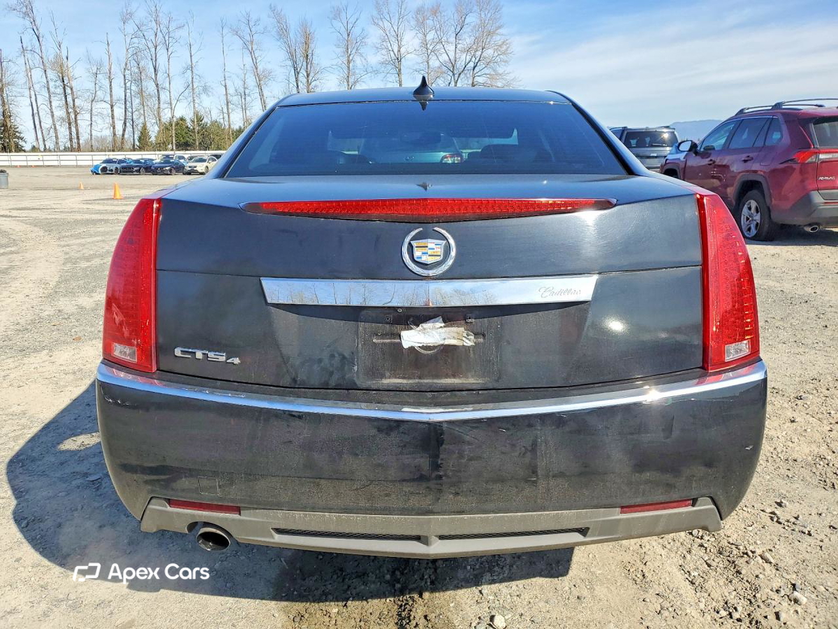 Cadillac CTS 2011