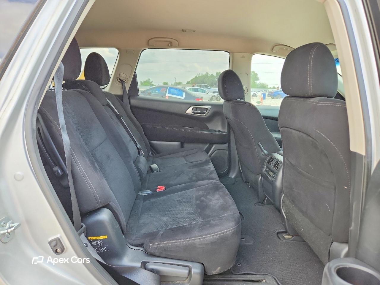Nissan Pathfinder 2014