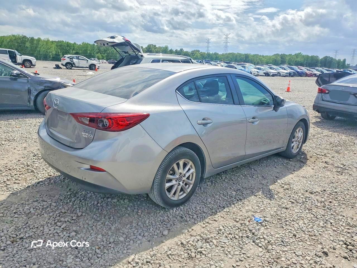 Mazda 3 2016