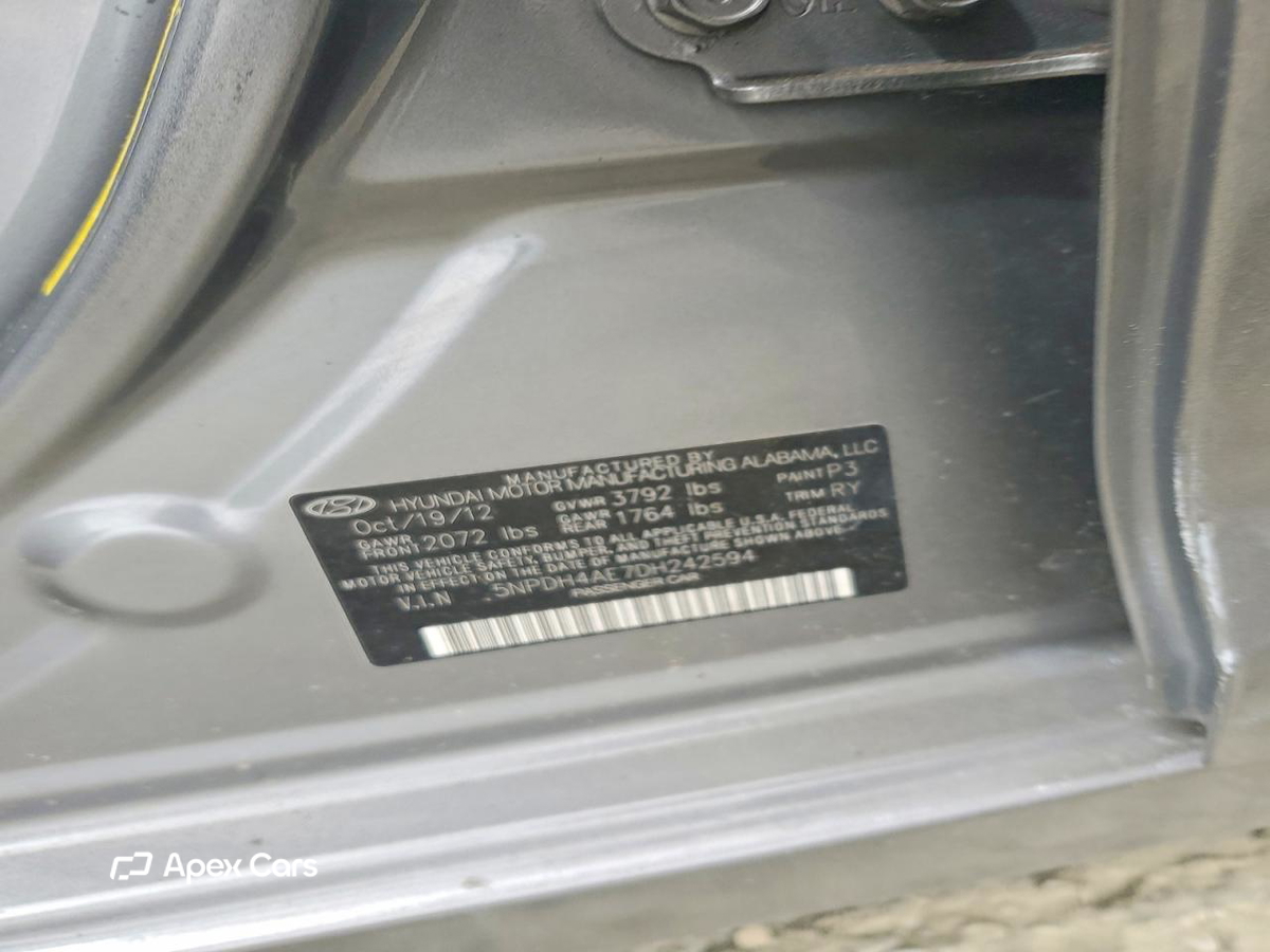 Hyundai Elantra 2013